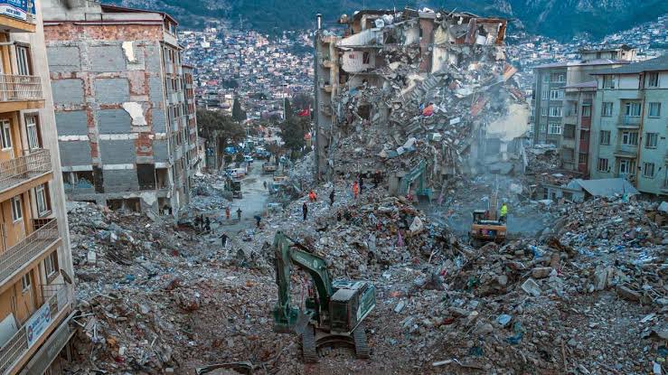bosunatiklama's tweet photo. Hatay’da depremden 275 gün sonra enkazdan ceset çıkarıldı. https://t.co/aea6hUrD7S