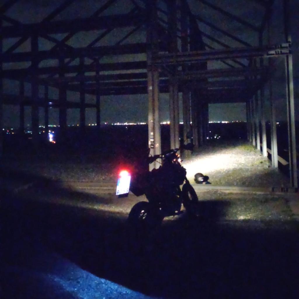 Nachts zu fahren ist Balsam für die Seele