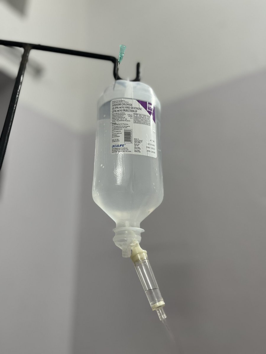 studentbodyeflu's tweet photo. Three of our strikers have been diagnosed with hypoglycaemia (low blood sugar)- two of them have consented to saline drips. 
#EFLUHungerStrike #EFLU 
1:00 AM Nov 9, Day 3 https://t.co/khN0hqoZ1s