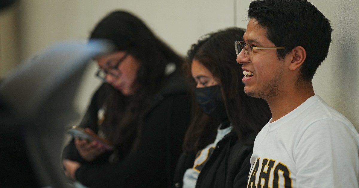 uidaho's tweet photo. Inspiring a path forward to higher education with Hispanic Youth Leadership Summit participants. #HYLS https://t.co/DLfqPg8i0Y