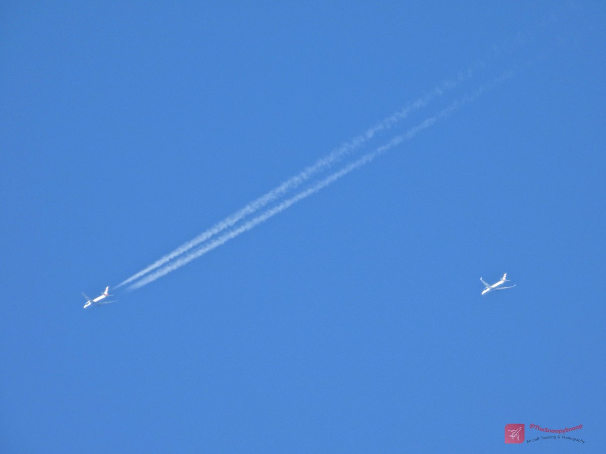TheSnoopySnoop's tweet photo. Didn't see them until they already past me but a pair of British Airways flight fairly close together with 4,000ft separation
#BA93 A350 G-XWBH, 519mph @ 38,000ft, LHR/YYZ
#BA2037 B777 G-VIIO, 494mph @ 34,000ft, LGW/MCO
#avgeek #planespotting #nikonphotography #aviation https://t.co/p8BHQVwlzG