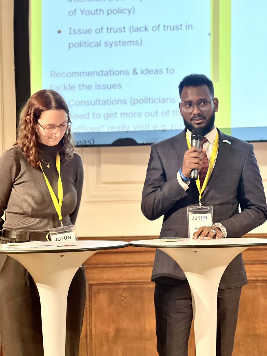 Ore_Osman1's tweet photo. The Austrian National Youth Council, Participants &amp; #YRC23 had the  Dialogue Conference for the 2nd day of the tour discussing Global Inequality topics affecting young people 🌎.

With Miria, we Presented the political participation topic.

@AU_YouthEnvoy @_AfricanUnion #YRC23 https://t.co/5F3sJyKdPI