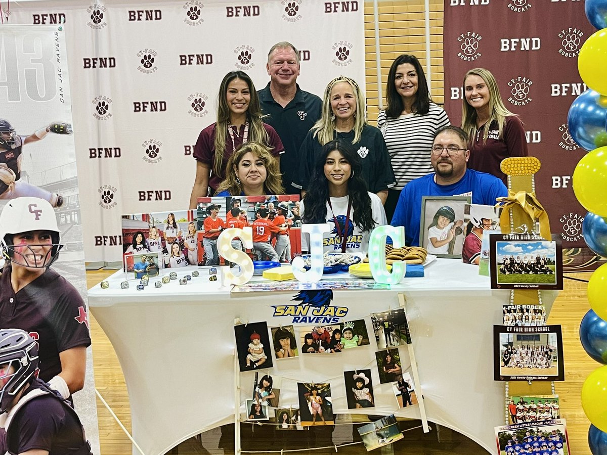 Cy-Fair Softball tweet media