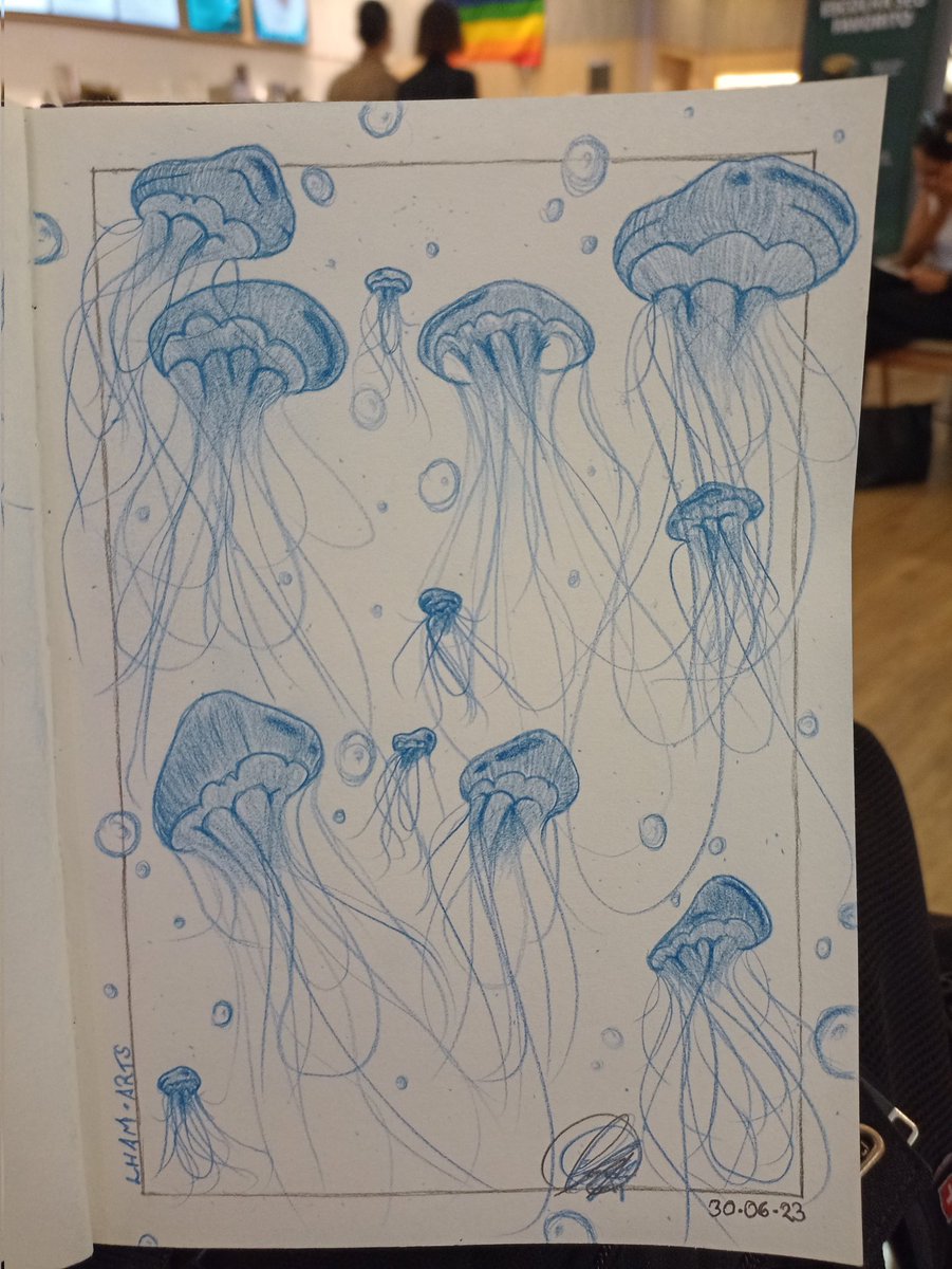 lhamarts's tweet photo. I'm LHAM from Brazil 🇧🇷
This is my art 🍁 https://t.co/l5XuZklkad