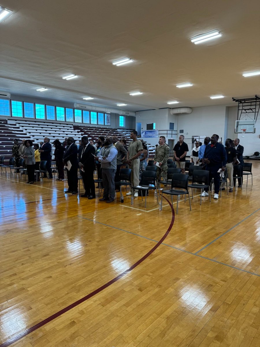 AamuRotc's tweet image. CPT Robert King Classroom Dedication
The Classroom dedication was made possible by the AAMU ROTC, Bulldog Brigade Alumni Association of Alabama A&M University and most importantly, the King Family.
#armyrotc #GoBulldogs #serviceissoverignty #rotc #bulldogbn #aamu #aamurotc