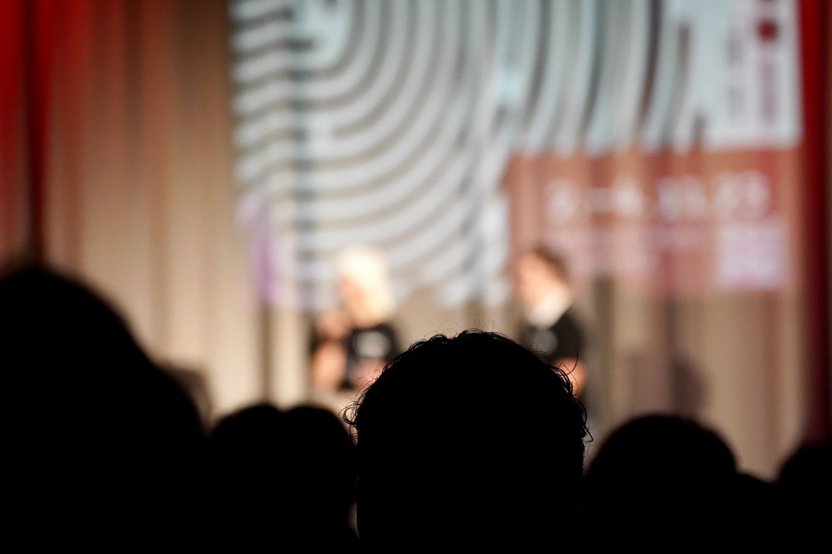 it's a wrap - Das war das erste PERSPEKTIVEN Filmfestival für Menschenrechte in #chemnitz Aus einer fixen Idee ist ein dreitägiges Festival gewachsen. Es war toll mit euch allen - DANKE.

Du willst dabei sein? 
2024 geht es weiter - stay tuned!

📸 (c) Isabell Scheithauer