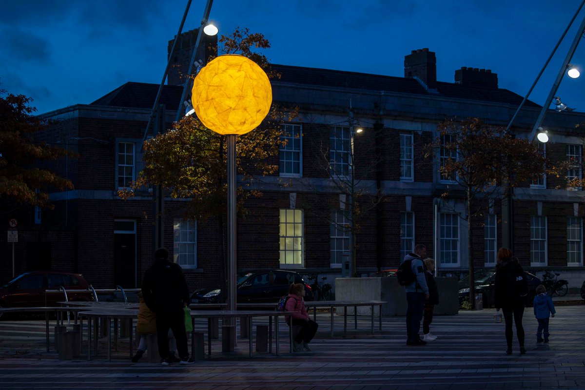 corkcityarts's tweet photo. The elevated light of plattenbaustudio's Urban Mirror on Cornmarket Street gives a warm glow to the area and will light up as the sun sets. #Corkart #ArtinthePublicRealm #Islandcity  #KeepDiscovering https://t.co/5wM61Rm8cl