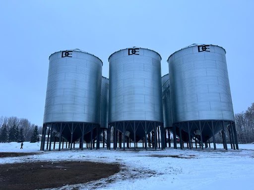 Looks like the crews wrapped up today (6 2709 bins on concrete) Was another great season! Thanks to all the customers that kept them busy!