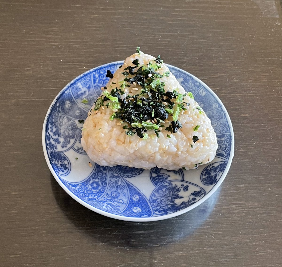 seitendo2021's tweet image. マザー・テレサは飛行機に乗ったとき機内食のパンが余っているのを見て、「私の暮らす国には食べ物がない人がたくさんいますから」といって、持ち帰らせてもらったとか。

#HungerFree 

#OnigiriAction 

子どもたちに給食が届く「おにぎりアクション」11月17日まで
onigiri-action.com