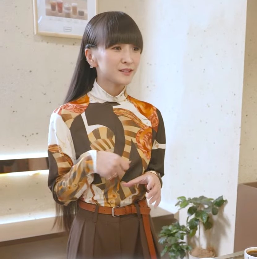 madchen_prfm's tweet photo. ゆかさん腰ほっっそ、ベルト余りまくりだし、改めてスタイル良くて美しい人だなって思ったわ、、🥹✨
可愛いし声も好き、癒やされる、素敵だなぁ、、好きだなぁ😭

マメの服着て豆の話してんのも最高笑笑笑 https://t.co/SOQEWTl8a2