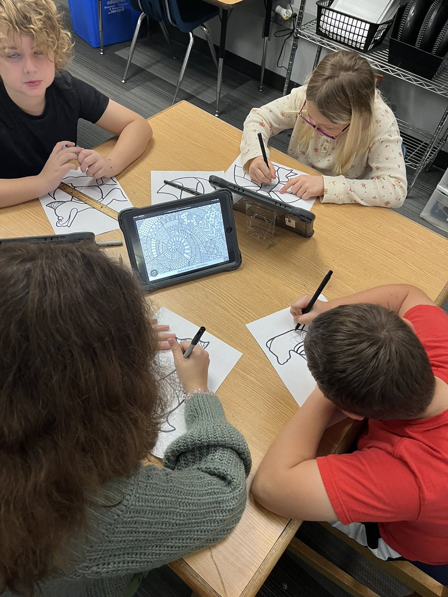 LindbergNiki's tweet photo. Honoring Native American Heritage Month by learning about Haida culture.  We are creating spirit animal zentangle art inspired by Haida carvings and totem poles. @MillCreek512 @MillCreekLxPTA @theSMSD @kaitlugo7 @DrMJHubb https://t.co/KGlY2xcPpB