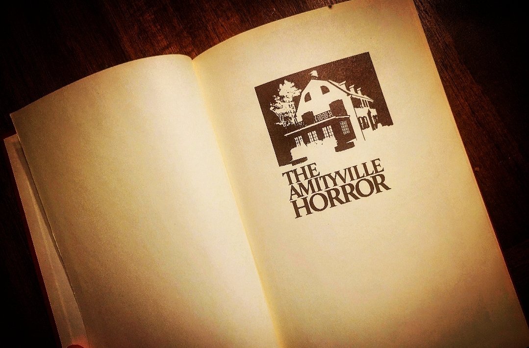#NowReading #Horror #HorrorBooks #BookArt #TheAmityvilleHorror #AmityvilleHorror #Amityville #TrueStory