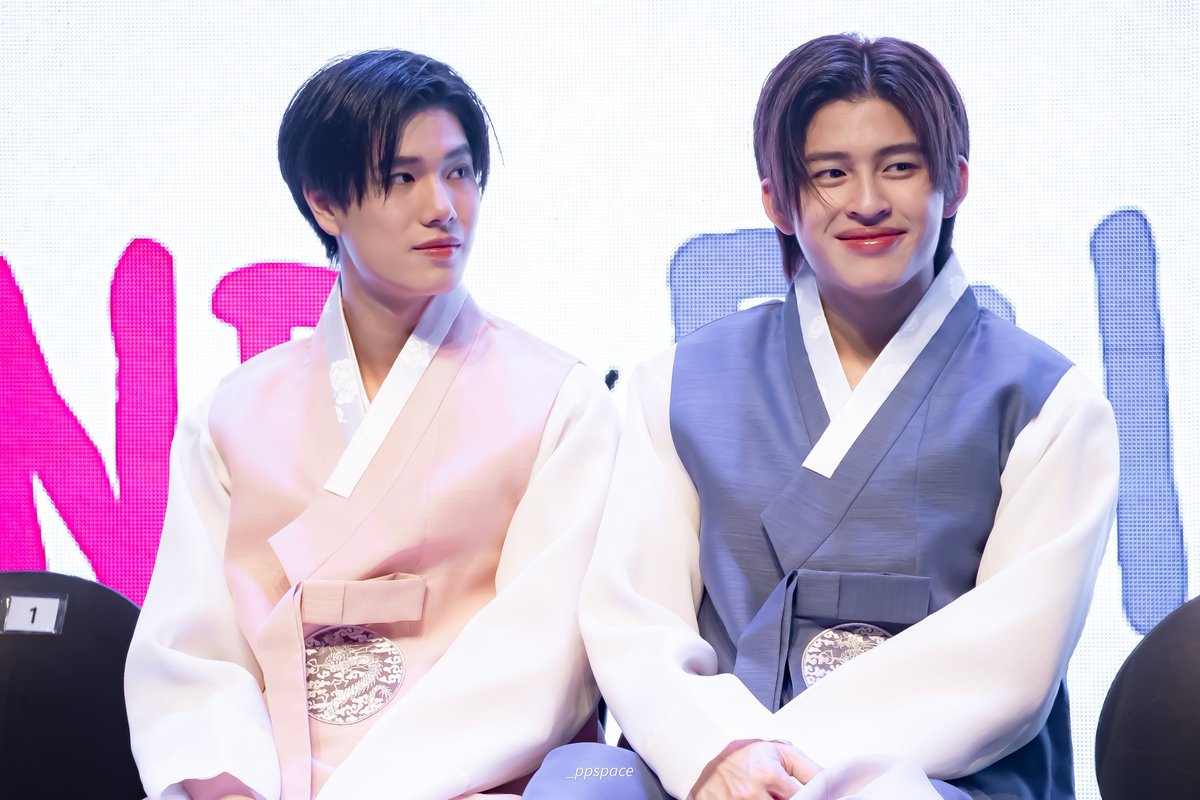 _ppspace's tweet image. องค์รัชทายาทกับองค์ชายเจ้าสำราญ

#PPfandayxSeoul
#ปอนด์ภูวินทร์ #ppnaravit @ppnaravit #phuwintang @phuwintang