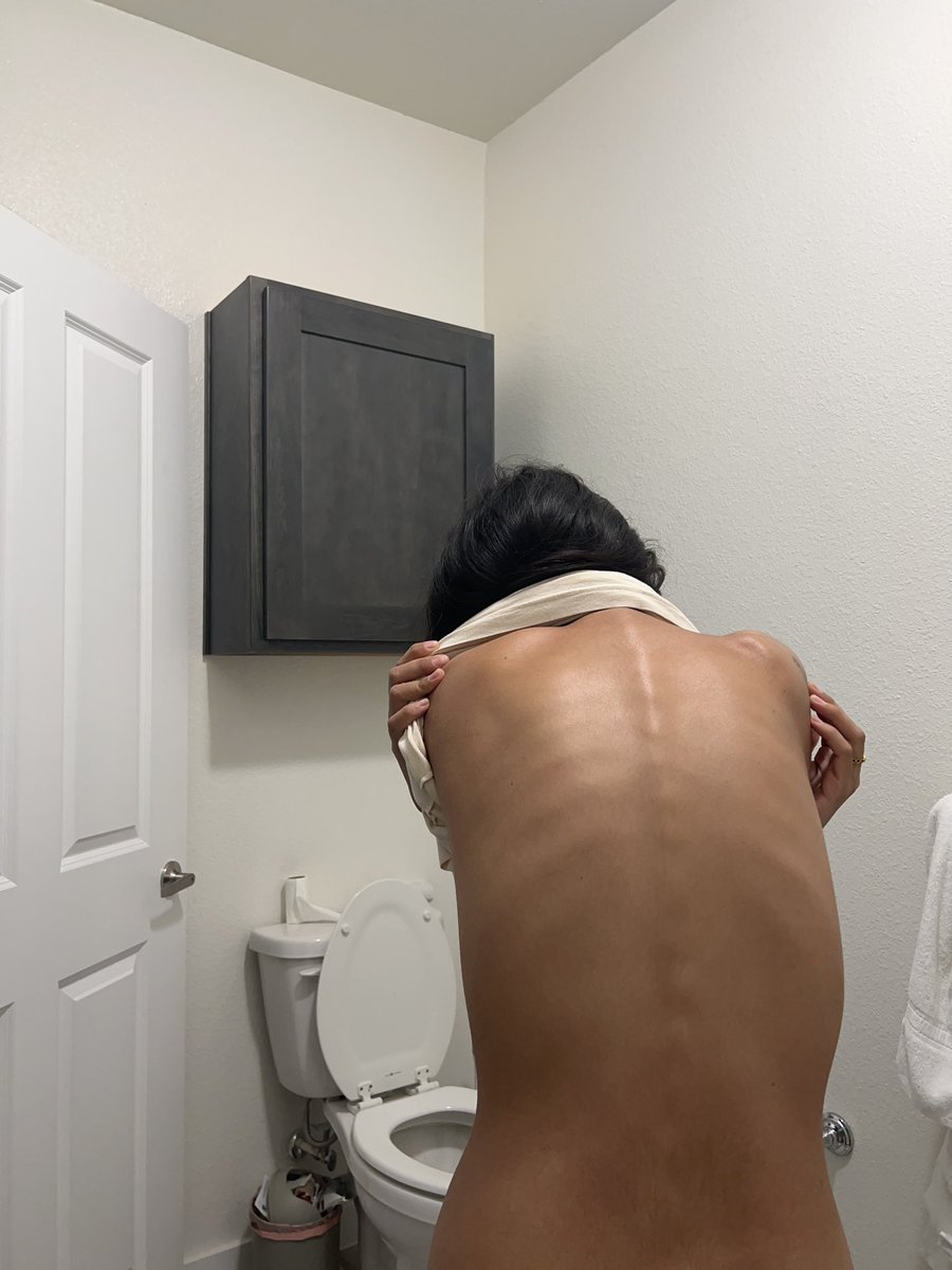 woefulthing's tweet photo. TW EDTWT//
.
.
.
.
.
.
.
.
.
.
.
.
Bodycheck WOWEE. Cured my body dysmorphia for a sec. https://t.co/5GZshERwu3