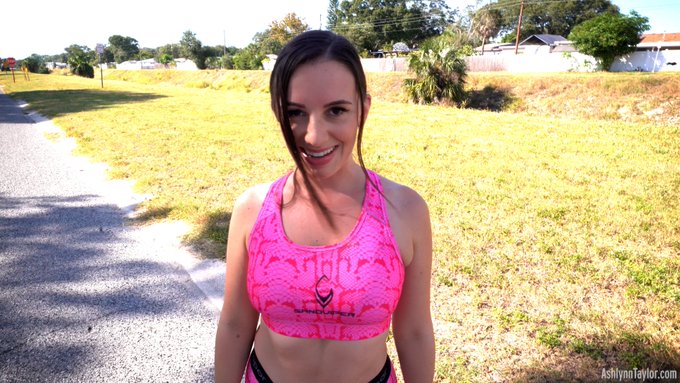 I filmed a brand NEW #FootJob yesterday! Pop over to my fan sites for early access to this fresh release<a href="/tag/footjob"class="tags">#FootJob</a>