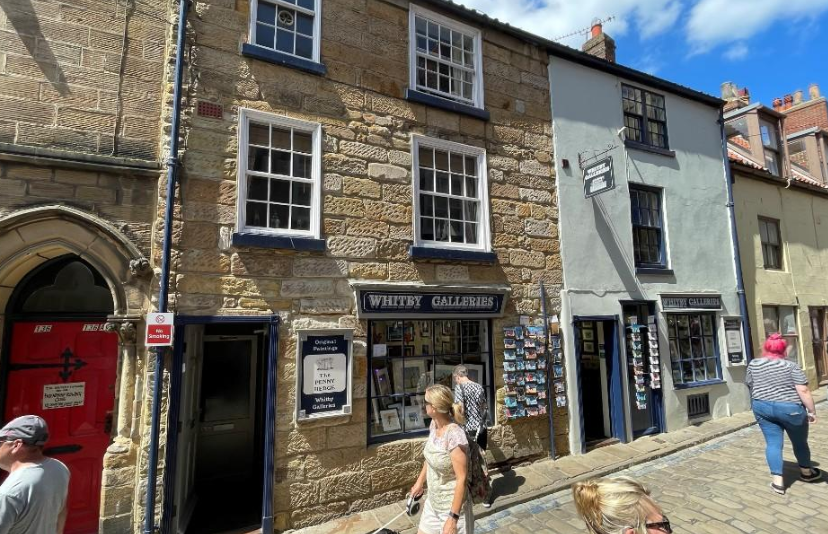 Barry Crux & Company tweet media