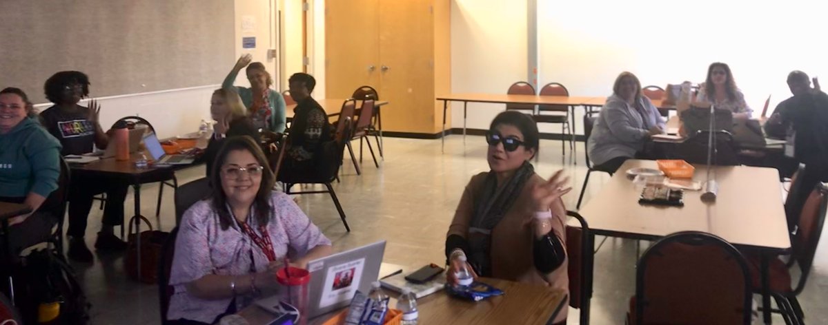 WorldLang_HCS's tweet photo. Best WL Ts &amp; Ss @HenryCountyBOE 🌎 Ss engaged ⭐️developing Biliteracy &amp; Cultural Proficiency ⭐️Celebrating HHM Ss beautiful cultures⭐️Ts implementing Innovative K-5 Spanish⭐️Ss access to new resources ⭐️HS Ss sharing about WL exceptional opportunities with MS Ss ⭐️#hcswlrocks 👏 https://t.co/YLDlU2OWWe