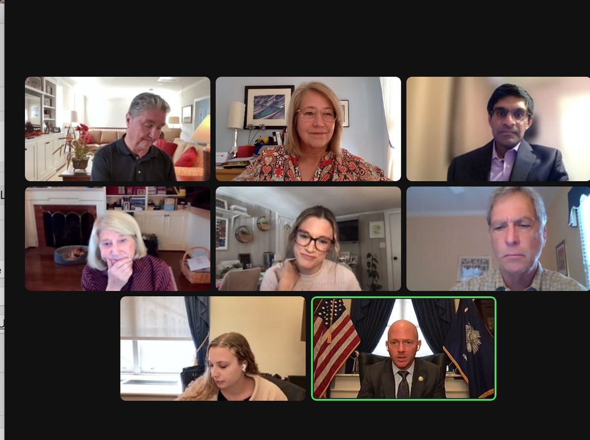 Grateful to <a href="/RepTimmons/">Congressman William Timmons</a> &amp; his Deputy Chief of Staff Heather Smith for meeting with volunteers from <a href="/citizensclimate/">Citizens' Climate Lobby</a> yesterday. 

Congress has the power to quickly reduce climate pollution through effective &amp; thoughtful policy, we were glad of the opportunity to outline solutions.