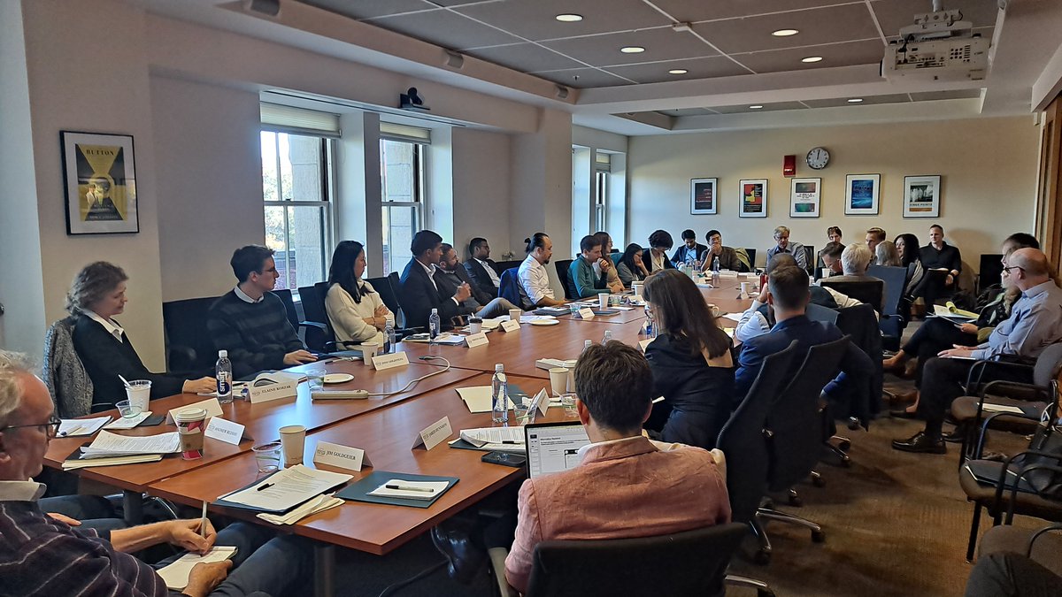 🖇BTG convened the New Voices in National Security workshop, “Bridging in the Valley: Technology, Politics, and Government” at the Center for International Security and Cooperation (CISAC) at Stanford University. @StanfordCISAC @Stanford