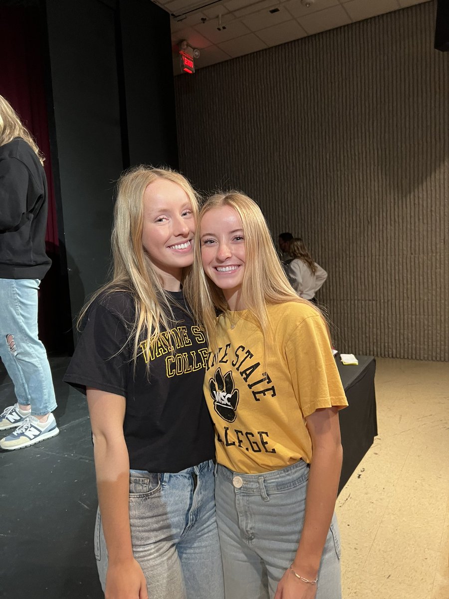 hayley lutjeharms tweet media