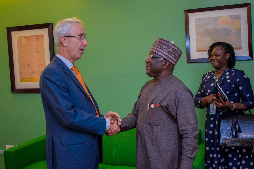 Netherlands 🇳🇱 in Nigeria 🇳🇬 tweet media