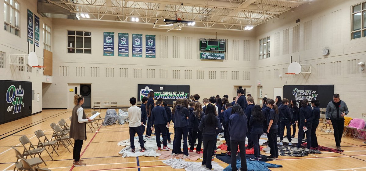 Doug Doolittle facilitating a Blanket Exercise during Treaty Week @QHMilton with gr.7 &8. What is a blanket exercise 🤔? Dm us and we can let you know😉