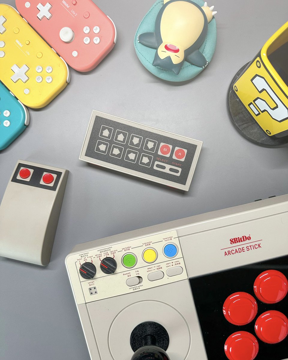 victoriemini's tweet photo. Qq é essa parada retrô que a @8bitdo inventou dessa vez? 🤔🤯
#8bitdo #8bitdon30 #wirelesscharger #switch #switchbrasil https://t.co/s20LE3RqdL