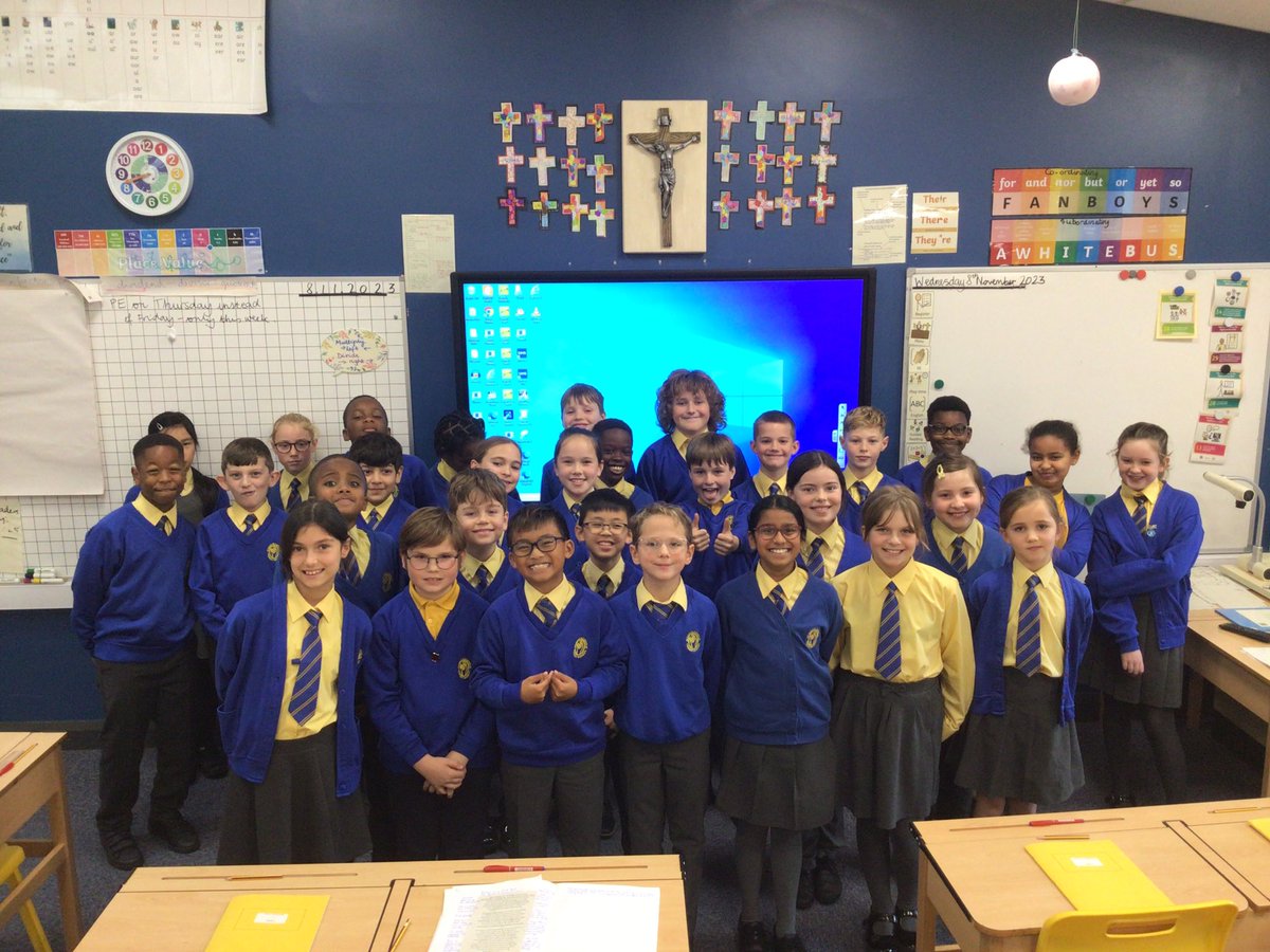 StMaryB17's tweet photo. #Y5 read, interpreted and practised the performance of “Dulce et decorum est” by Wilfred Owen. #English #Poetry #Remembrance #Art38 #oracy https://t.co/vWkC7NuNRA