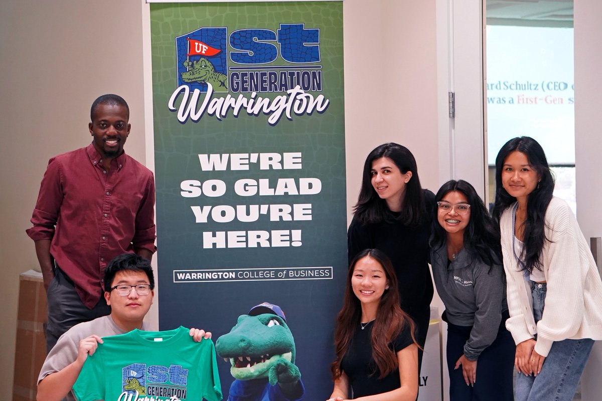 UFWarrington's tweet image. Happy First Gen Day! Your resilience and determination are inspiring. 💚

Today @UF celebrates #FirstGenUF using the color green, symbolizing growth and optimism.

@MFOSatUF