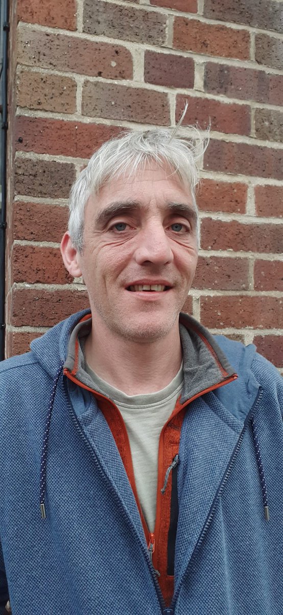 Mae dau gyn-fyfyriwr MA Polisi Cymdeithasol, Aidan Bark-Connell a Stella Gabuljah, wedi cyd-awduro eu cyhoeddiad cyntaf mewn cyfnodolyn rhyngwladol blaenllaw yn y gwyddorau cymdeithasol.

I ddarllen mwy am hyn, gweler: bangor.ac.uk/cy/hanes-ygyfr…