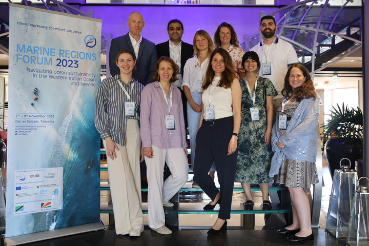 Earth Negotiations Bulletin (@iisd_enb) on Twitter photo Meet the minds behind the #MarineRegionForum: a research team employing transdisciplinary and co-creative processes to foster dialogue and advance ideas across issues on ocean governance.
This year in the WIO region!
#MRF2WIO @MRF_Ocean <a href="/RIFS_Potsdam/">Research Institute for Sustainability (RIFS)</a> @TMG_Think <a href="/IDDRI_ThinkTank/">IDDRI</a> Meet the minds behind the #MarineRegionForum: a research team employing transdisciplinary and co-creative processes to foster dialogue and advance ideas across issues on ocean governance.
This year in the WIO region!
#MRF2WIO @MRF_Ocean <a href="/RIFS_Potsdam/">Research Institute for Sustainability (RIFS)</a> @TMG_Think <a href="/IDDRI_ThinkTank/">IDDRI</a>