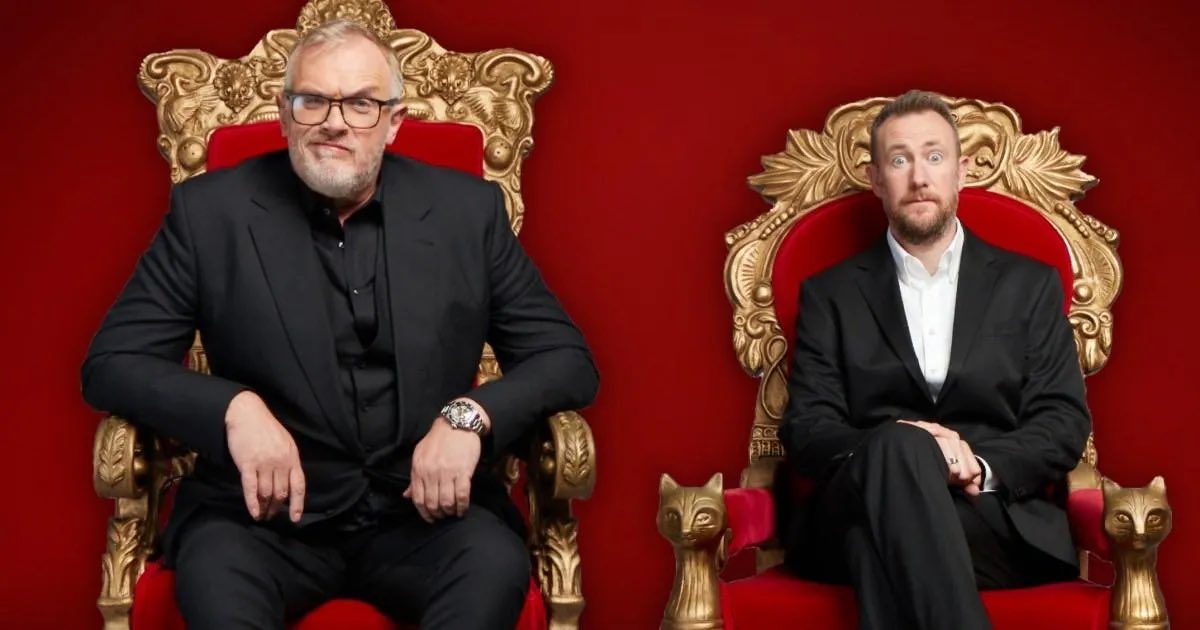 Talking to @gdavies & @AlexHorne tomorrow for #Taskmaster so if you have any questions for them send them my way! I love this show so much! @taskmaster