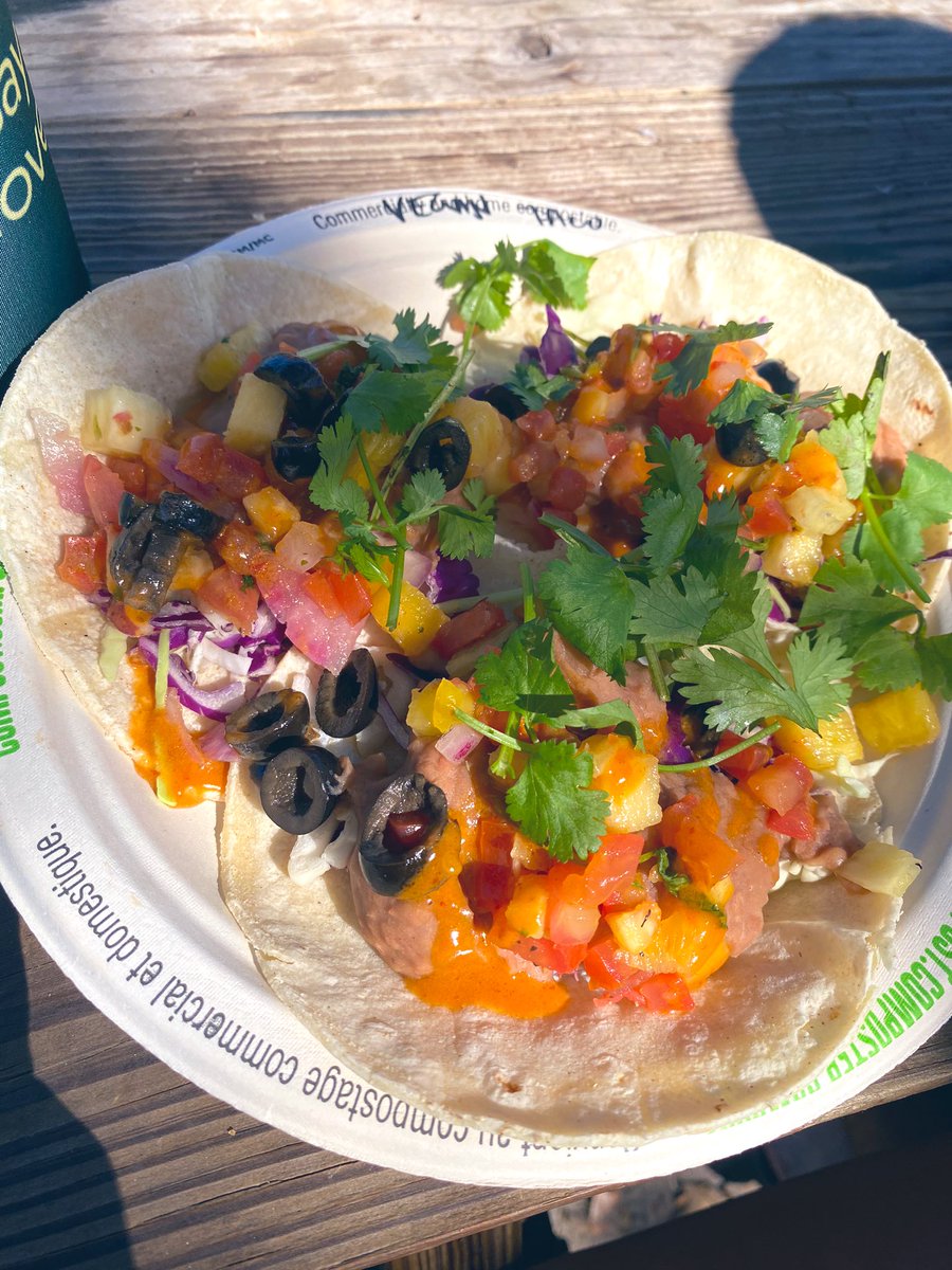 AllisonMitzi's tweet photo. vegan music festival food✨ https://t.co/CdNF8CdySc