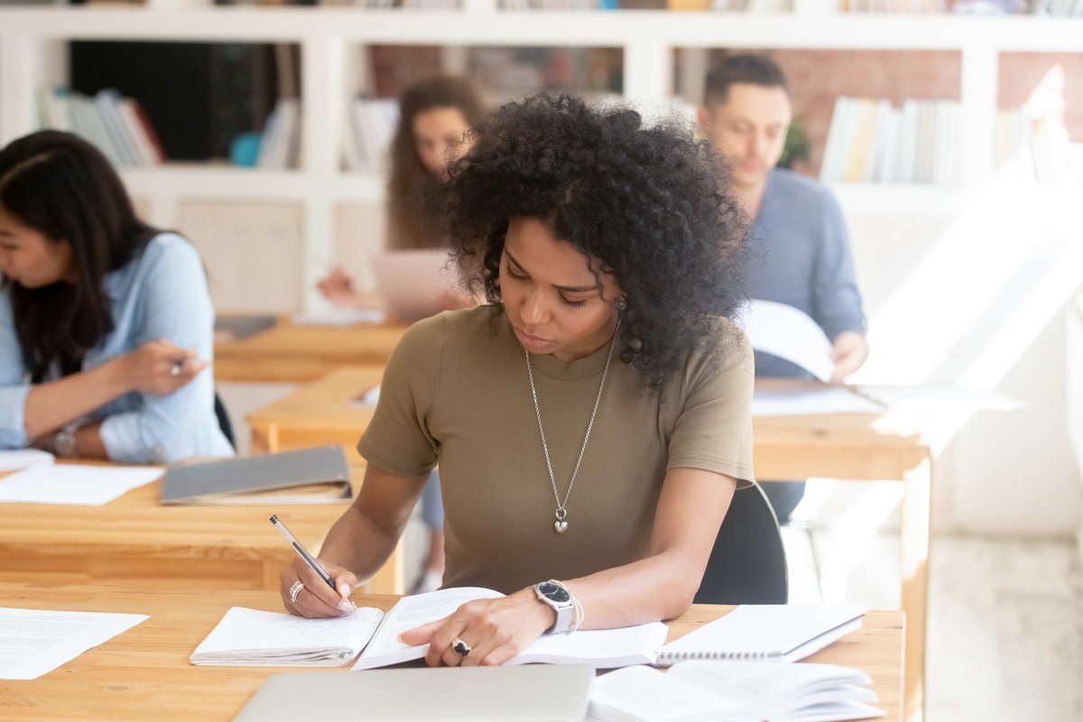 UPTuks's tweet image. "Give it your all, put in the effort to make today matter, and stay focused on reaching your goals. Good luck for the second semester exams." Message from the Interim Vice-Chancellor and Principal. Read more: ow.ly/InzF50Q5rc1

#UPExams #UniversityOfPreoria