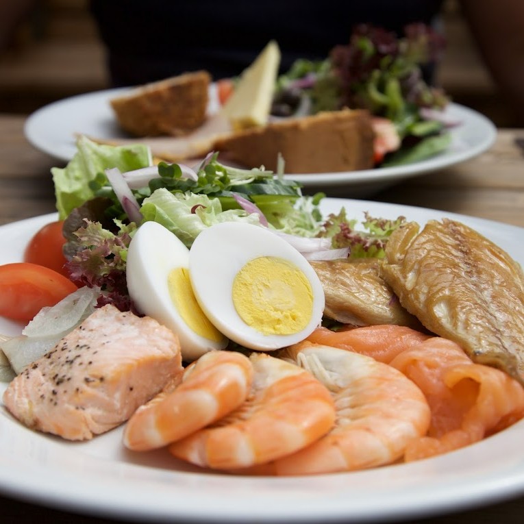 Hawk Express Cabs tweet media