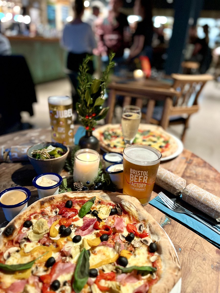 AD | Bocabar Paintworks and Finzels Reach are gearing up for the festive season, with scrumptious cocktails, two/three course Christmas menus, pizza, and Fizz Parties as the perfect seasonal go-to’s for all of your celebrations 🍕🎄 Find out more: linktr.ee/bristollife
