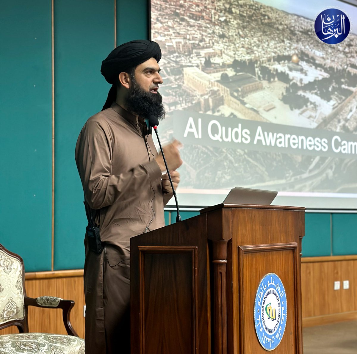 alburhanorg's tweet photo. A packed house of our esteemed youth, gained understanding and awareness of the importance of 𝙈𝙖𝙨𝙟𝙞𝙙 𝘼𝙡-𝘼𝙦𝙨𝙖, 𝘼𝙡-𝙌𝙪𝙙𝙨, 𝙖𝙣𝙙 𝙋𝙖𝙡𝙚𝙨𝙩𝙞𝙣𝙚 from our renowned speakers Ustadh Danyal Malik and Ustadh Shehryar Latif.
#alquds #FASTNUCES #youth https://t.co/qAgM4OgFkZ