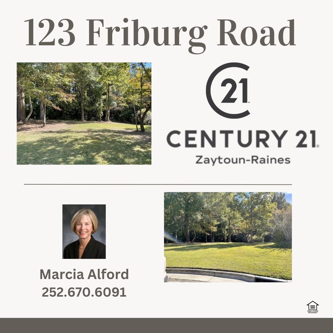 Just Listed! Looking for the perfect lot to build your dream home? This is it! Almost an acre and located on a cul-de-sac!
#forsale #buildinglot #buildyourdreamhome #taberna #newbern #havelock #realtorsnewbern #newbernrealestate #C21ZR