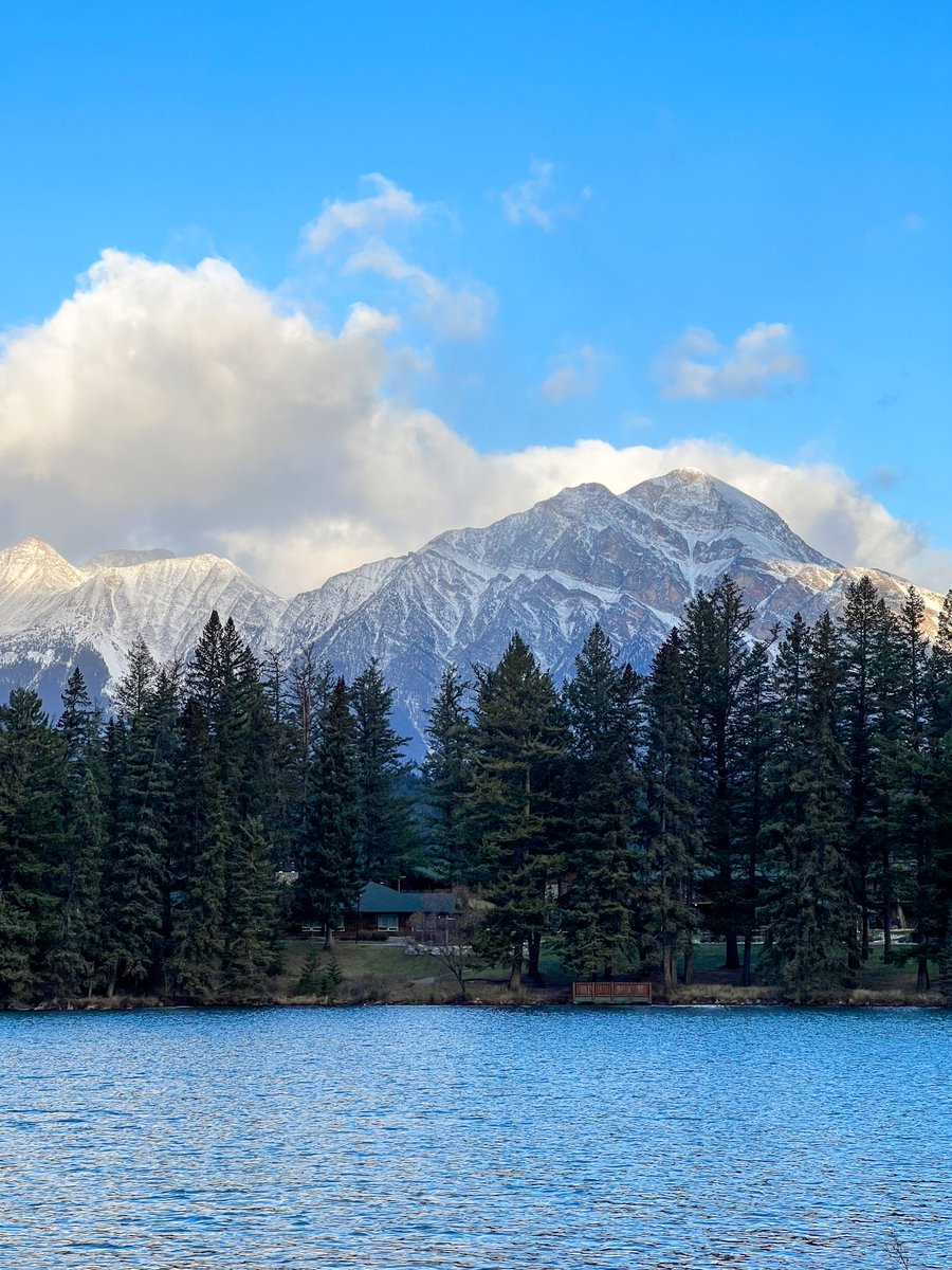 Today is National Indigenous Veterans Day, a day to take pause and honour the important contributions made by First Nations, Inuit and Métis Veterans in service to Canada.

Lest we forget.