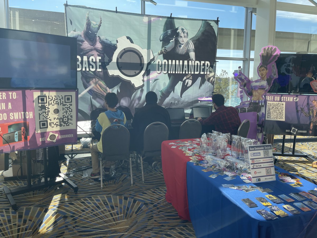 Base_Commander_'s tweet image. #youmacon recap pt. 1! 

#gamedev #youmacon2023 #freegame