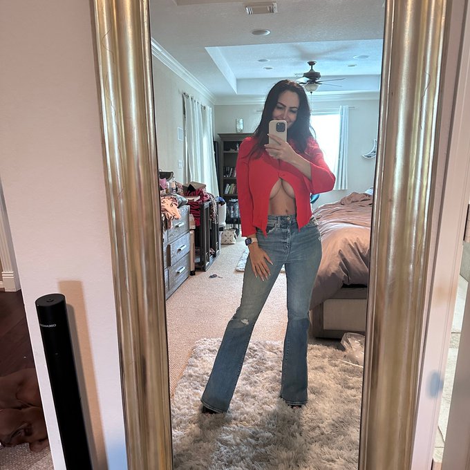 I'm a vibe, you can't find anywhere else. https://t.co/H4PRNQEFWG<a href="/tag/halloween2023"class="tags"><span>#halloween2023</span></a>