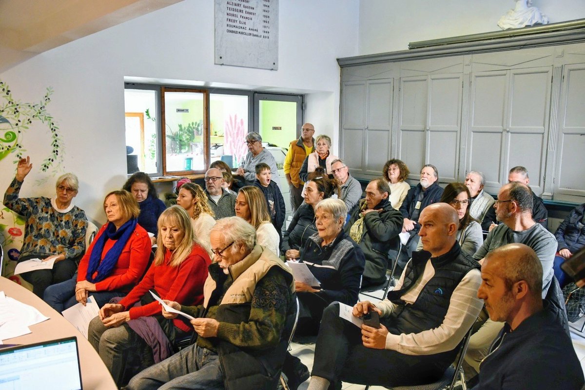 [#RETOURENIMAGES]

Nous remercions toutes les personnes à être venues ce matin au #forumopérateurs de #Roquesteron

La disparation du #réseau du cuivre arrivant à grands pas, il est important d'aller à la rencontre des #Administrés des 100 communes du # RIP des <a href="/AlpesMaritimes/">alpesmaritimes</a>