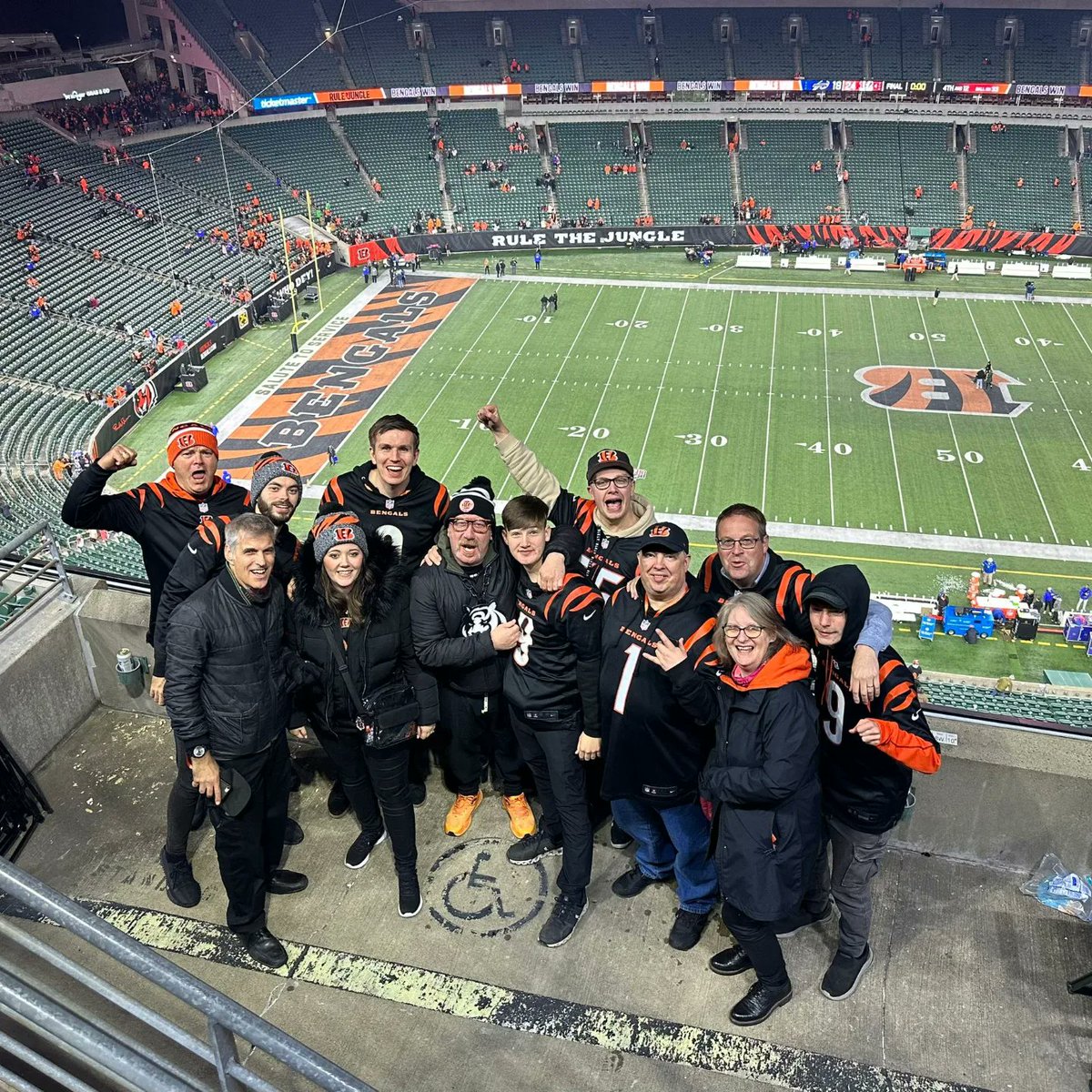 WhoDey_UK's tweet photo. This year's Bengals UK trip is drawing to a close & our guys won't forget this one in a hurry.
Thank you to everyone who showed us such warmth and generosity.
The Bengals stuff is the Bengals stuff (2-0 baby!) but every1 really fell in love with the city, too.
#noreplyneeded https://t.co/nSMqC9KVb7