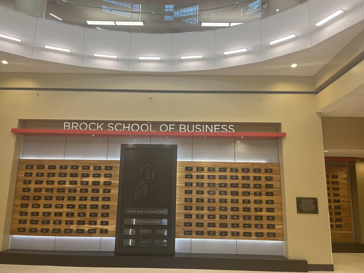 Shout out to <a href="/marksenter/">Mark Senter</a> <a href="/RegionsBank/">Regions Bank</a> <a href="/SamfordU/">Samford University</a> <a href="/BrockBusiness/">Samford University Brock School of Business</a> for making financial literacy a priority. Thanks to <a href="/marksenter/">Mark Senter</a> for another great event this week! Who you work with matters!