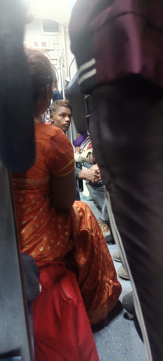 DTPuneet's tweet photo. @RailMinIndia PNR-2533142410
Trn:12448
Cls:3A
B1
Reaching Mathura

This coach is so full with people without reservation that kids are not able to go to washroom.
@RailwaySeva
@DRMDELHIDIVN Please help https://t.co/TR8RTE47hx