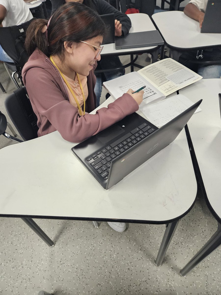 JPacheco2324's tweet photo. Students keeping track of where they are in Mathia! @carnegielearn @TRod_Math13 @JBrown_MathTalk @pdevans01 @drgoffney @GarciaMS_AISD #GCode #mathteacher #MiddleMathMatters https://t.co/oppGOVwCDB