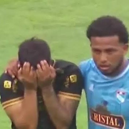 THCPeru's tweet photo. Nike y Marathon se vuelven a enfrentar en una final desde 2011, (Aurich/Marathon venció a Alianza/Nike). Sin embargo, en sus 2 últimas finales, Nike las ganó (AL 2021/22) y Marathon perdió (Garcilaso 2013 /U 2020)

#DatosIrrelevantes
#ArribaAlianza
#YdaleU
#Liga1
#NoALaViolencia https://t.co/naP3MAbm6u