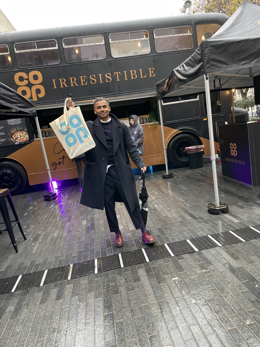 Dinesh Thrikawala tweet media