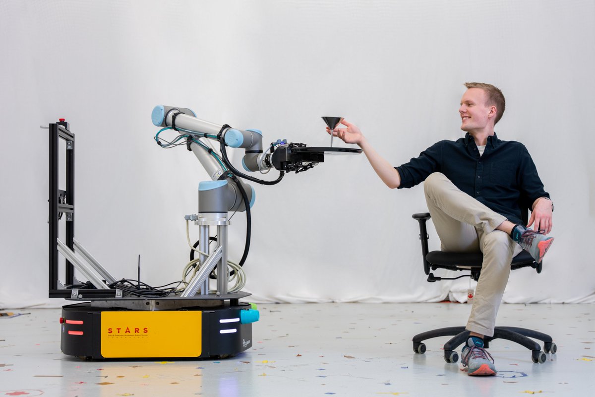 Meet Ridgeback, the top-tier waiter robot! Developed by the @dynsyslab at @UofT and @TU_Muenchen , this mobile manipulator with a mounted robotic arm serves as a top-tier waiter! bit.ly/3srr2ro
