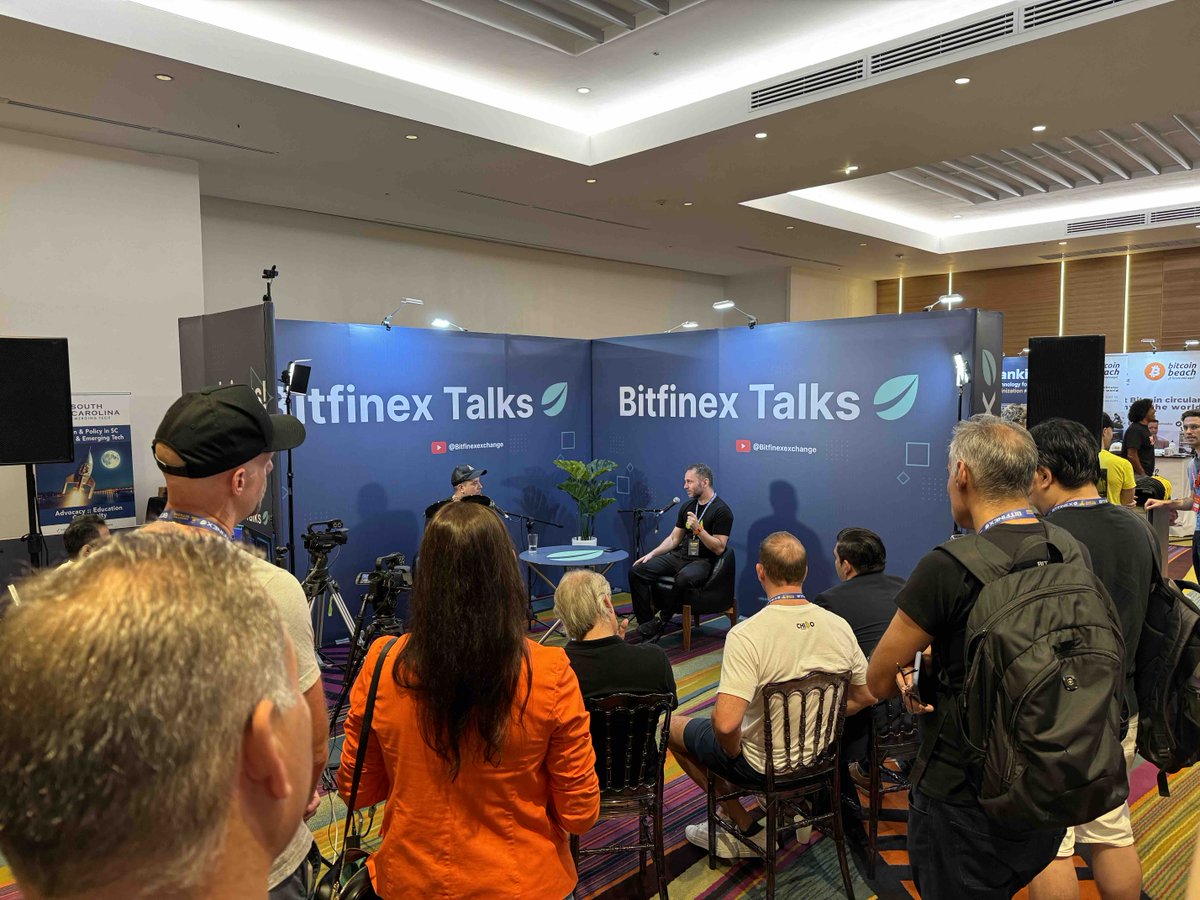 bitfinex's tweet photo. The #BitfinexTalks booth is packed at @AdoptingBTC!
Watch the livestream now: https://t.co/ggrOx4KUtj https://t.co/nEXEXtzbJg